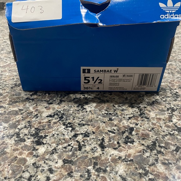 (New) Adidas Samba W Athletic shoe; cloud white/green/gum; - Picture 6 of 8